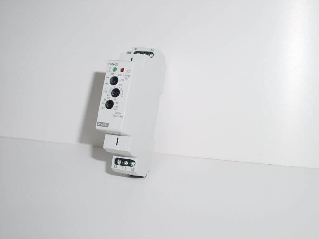 VOLTAGE SENSING RELAY (UVR) single Phase 300-002
